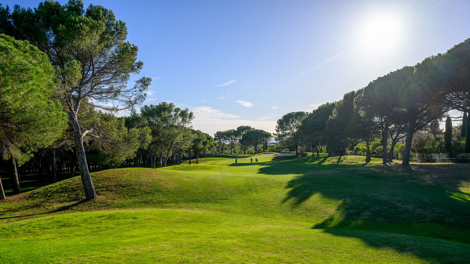 REPORT DE L'OUVERTURE DES 9 TROUS ALLER DU GOLF DE L'ESTEREL